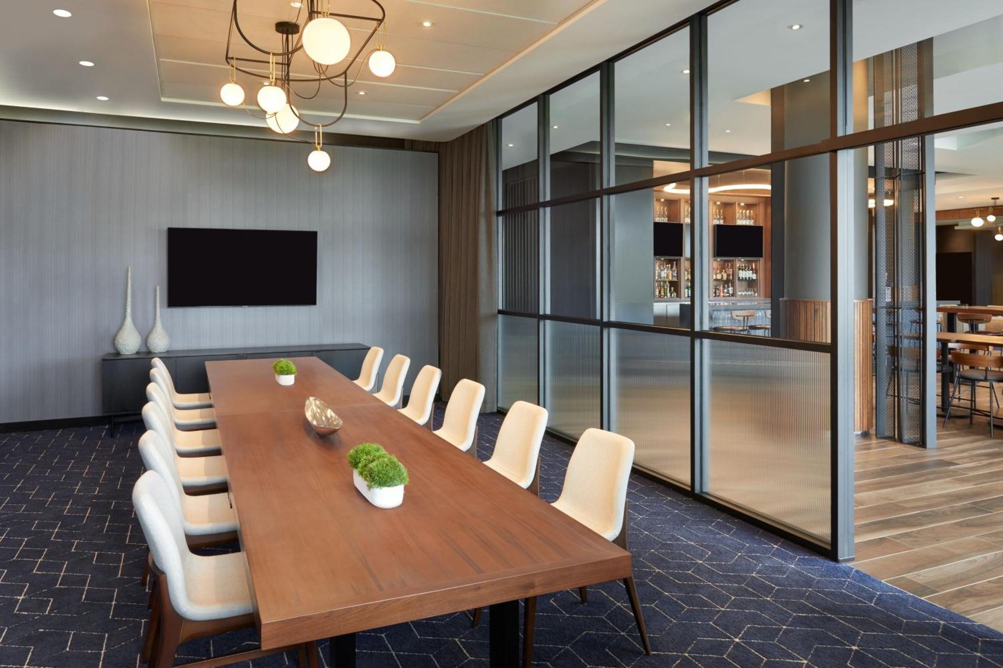 Residence Inn By Marriott Calgary Airport Ngoại thất bức ảnh