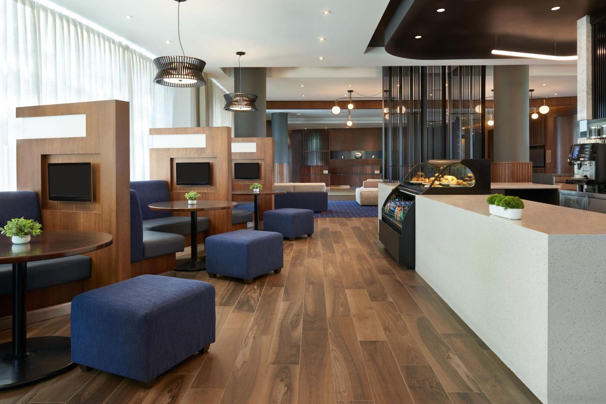 Residence Inn By Marriott Calgary Airport Ngoại thất bức ảnh
