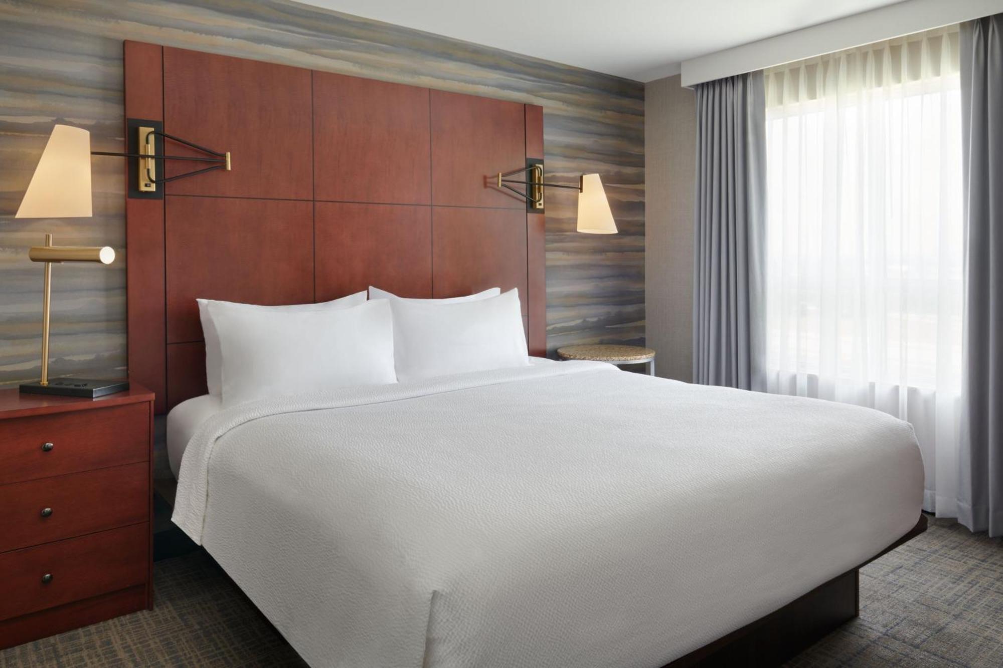 Residence Inn By Marriott Calgary Airport Ngoại thất bức ảnh