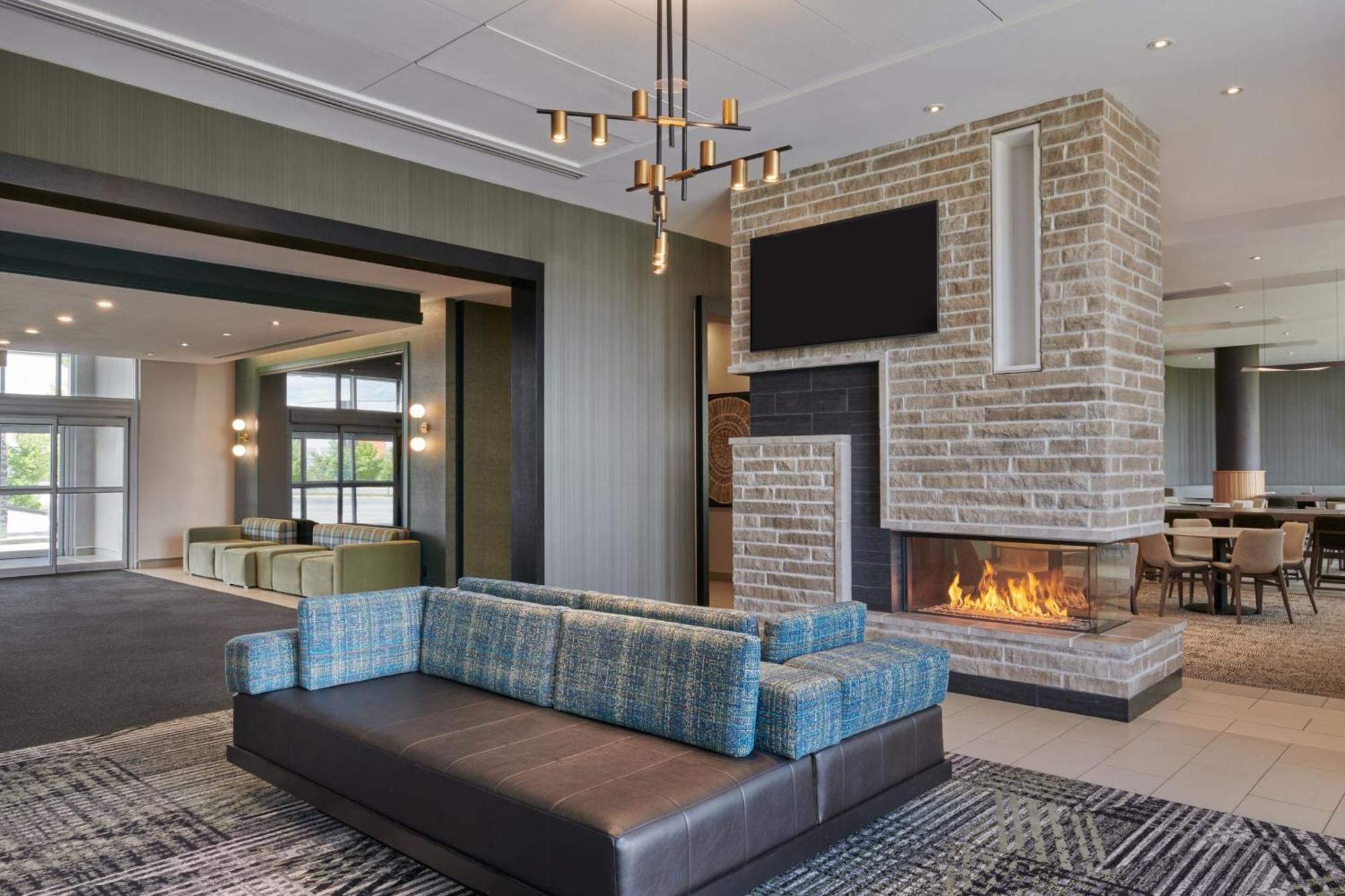 Residence Inn By Marriott Calgary Airport Ngoại thất bức ảnh